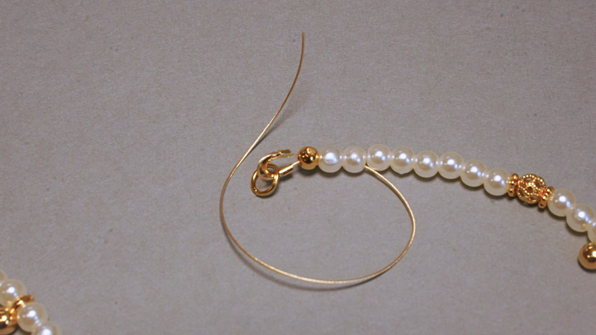 Collana con pendente in pietra semipreziosa e Perla : Tappa 5 Collana con pendente in pietra semipreziosa e Perla : Tappa 5