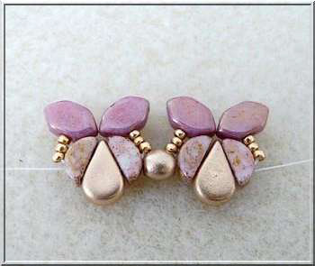 Collier DIY Siane avec des perles de verre Paros et Kos par Pucas Collier DIY Siane avec des perles de verre Paros et Kos par Pucas