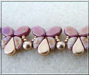 Collier DIY Siane avec des perles de verre Paros et Kos par Pucas Collier DIY Siane avec des perles de verre Paros et Kos par Pucas