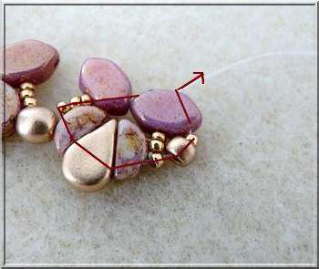 Collier DIY Siane avec des perles de verre Paros et Kos par Pucas Collier DIY Siane avec des perles de verre Paros et Kos par Pucas