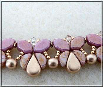 Collier DIY Siane avec des perles de verre Paros et Kos par Pucas Collier DIY Siane avec des perles de verre Paros et Kos par Pucas