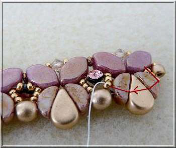 Collier DIY Siane avec des perles de verre Paros et Kos par Pucas Collier DIY Siane avec des perles de verre Paros et Kos par Pucas