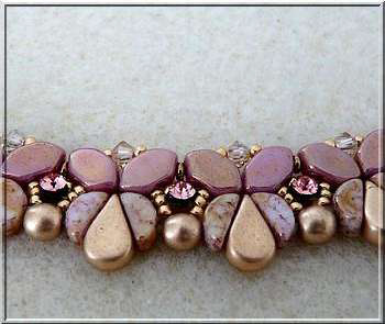 Tutoriel Collier DIY Siane avec des perles de verre Paros et Kos par Pucas Tutoriel Collier DIY Siane avec des perles de verre Paros et Kos par Pucas