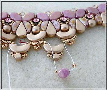 Tutoriel Collier DIY Siane avec des perles de verre Paros et Kos par Pucas Tutoriel Collier DIY Siane avec des perles de verre Paros et Kos par Pucas