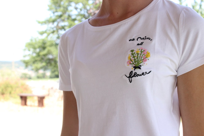 fai da te come personalizzare il fiore ricamo t-shirt