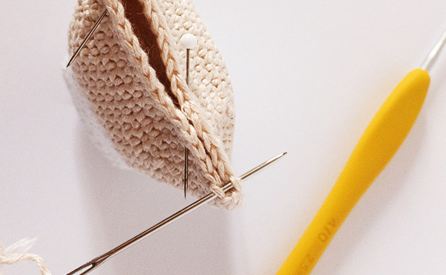 passaggio 4- scatola di latte e biscotti all'uncinetto