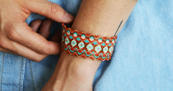 Come realizzare una doppia tessitura di peyote? Come realizzare una doppia tessitura di peyote?