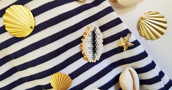 Griglia di tessitura a conchiglia Cauri in Miyuki Delicas 11/0 Griglia di tessitura a conchiglia Cauri in Miyuki Delicas 11/0