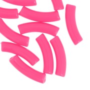 Rosa fluorescente - Perline tubolari curve 32x8 mm in acrilico opaco - Rosa fluo x6 Perline tubolari curve 32x8 mm in acrilico opaco - Rosa fluo x6