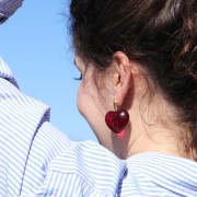 Perla cuore in resina trasparente 26x27 mm - Blu screziato x1