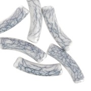 Bianco - Perline tubolari curve 32x8 mm in acrilico opaco - effetto crackle - Bianco x6 Perline tubolari curve 32x8 mm in acrilico opaco - effetto crackle - Bianco x6