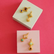 Pendente etnico 21x10 mm - Dorato con oro fino - labradorite - pietra di luna x1