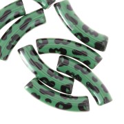 Nero - Perline tubolari curve 32x8 mm in acrilico opaco - Stampa leopardo - Verde - Nero x4 Perline tubolari curve 32x8 mm in acrilico opaco - Stampa leopardo - Verde - Nero x4