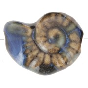 Perla di conchiglia in ceramica 20x16 mm - marrone scuro - blu marmorizzato x1