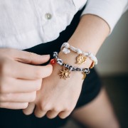 Bracciale in tessuto a fiori legati con 3 anelli - Acciaio inossidabile 304L Dorato - Avorio x18cm