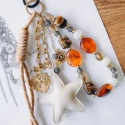 Perle cubiche irregolari 16x17 mm - Acrilico opaco - Marrone marmorizzato x10