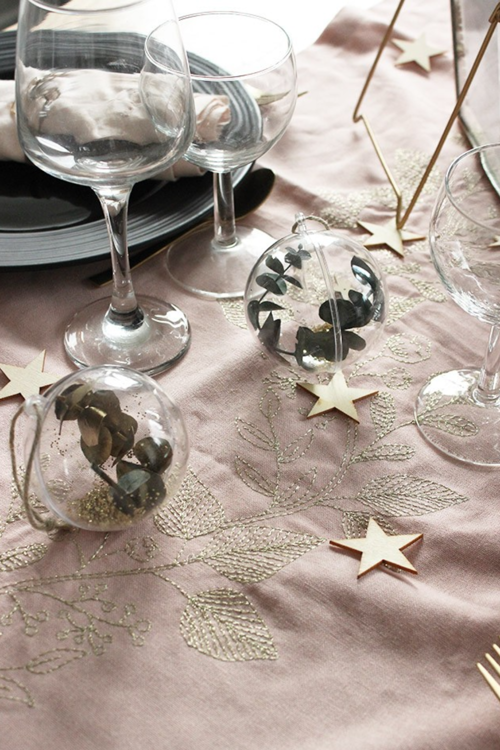 Schema Guaina di Natale fai da te con l'eucalipto Schema Guaina di Natale fai da te con l'eucalipto