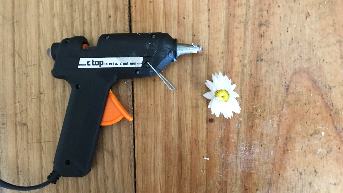 Decorazione bohémien fai da te - Corona di fiori secchi : Tappa 6 Decorazione bohémien fai da te - Corona di fiori secchi : Tappa 6