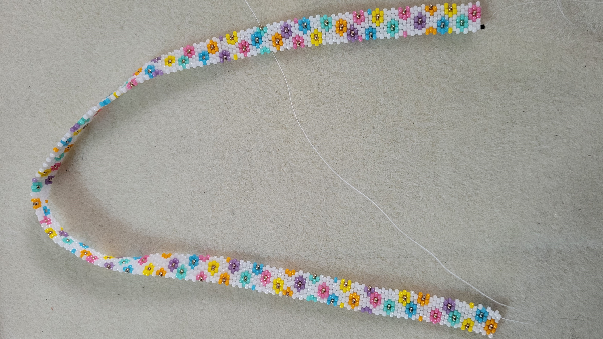 Miyuki peyote weave daisy flower bracelet : Tappa 2 Miyuki peyote weave daisy flower bracelet : Tappa 2