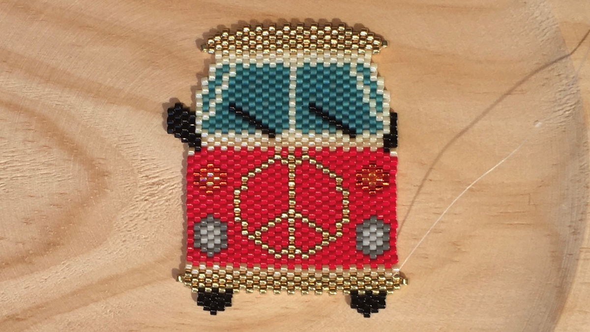 Tessitura Van in brickstitch con perline Miyuki Delicas 11/0 : Tappa 8 Tessitura Van in brickstitch con perline Miyuki Delicas 11/0 : Tappa 8