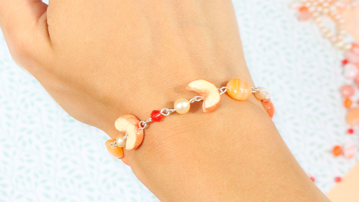 Schema Bracciale misto di pesca e perline in argilla polimerica Schema Bracciale misto di pesca e perline in argilla polimerica