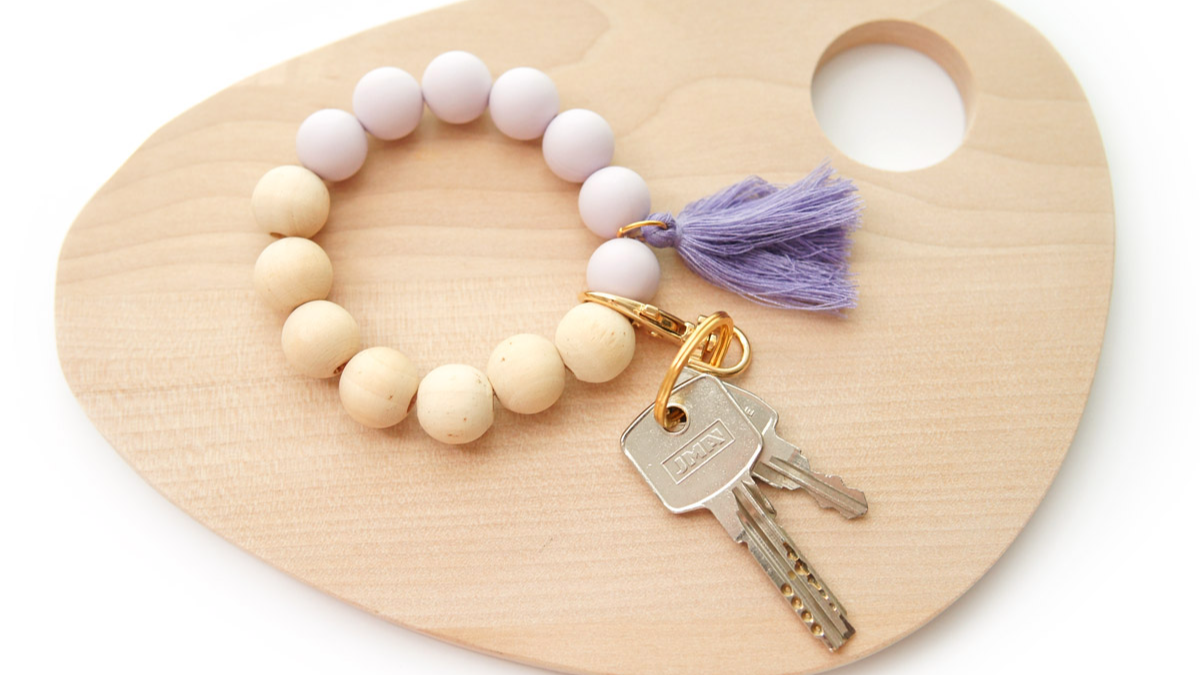 Bracciale elastico portachiavi fai da te con perline in silicone XXL : Tappa 4 Bracciale elastico portachiavi fai da te con perline in silicone XXL : Tappa 4