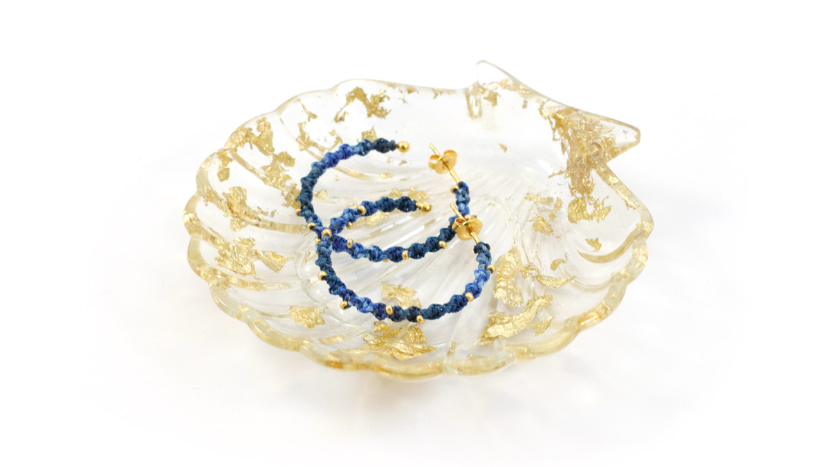 Schema Piatto conchiglia fai da te in resina con inclusione di foglia d'oro Schema Piatto conchiglia fai da te in resina con inclusione di foglia d'oro