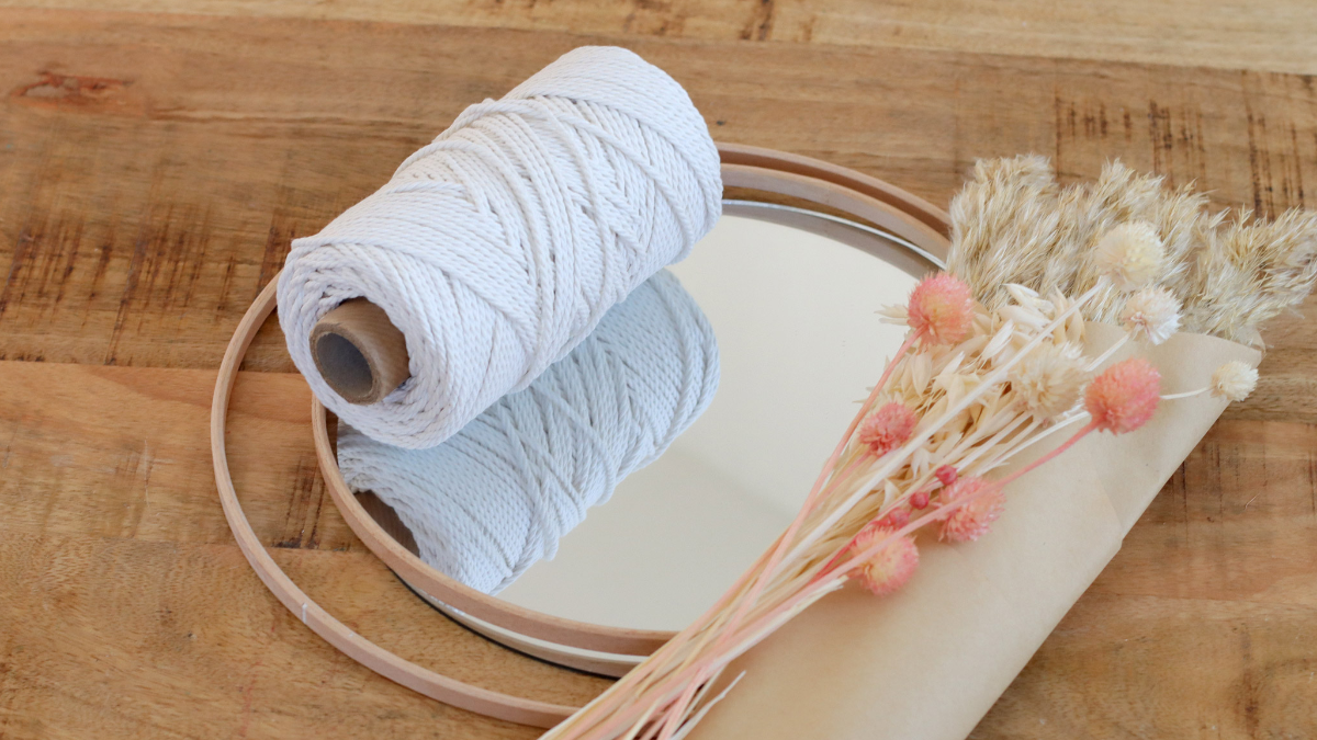 Schema Fai da te Pampa secca e specchio in macramè Schema Fai da te Pampa secca e specchio in macramè