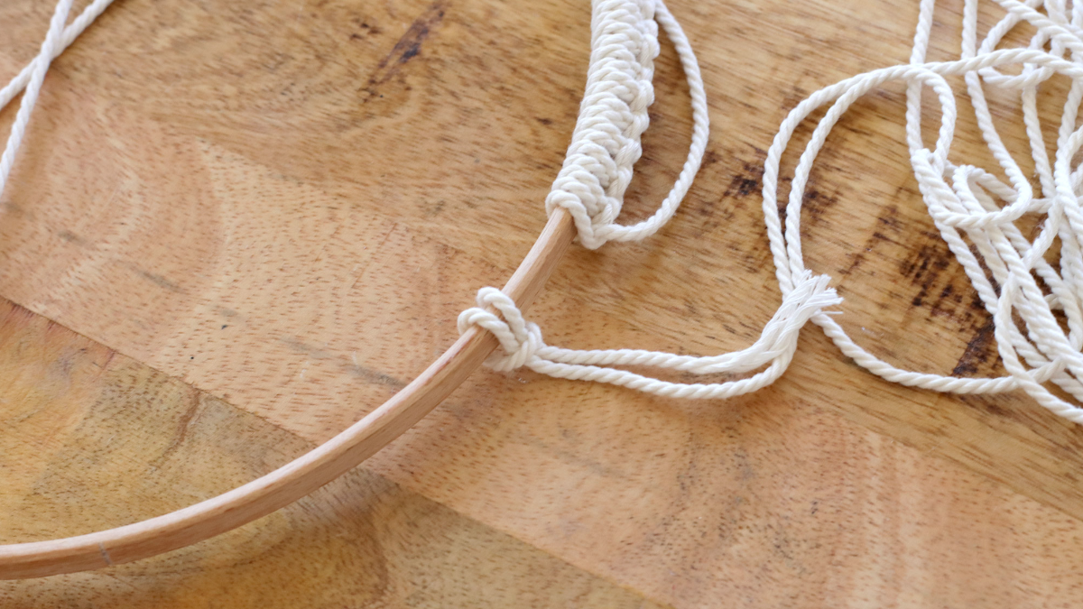 Fai da te Pampa secca e specchio in macramè : Tappa 4 Fai da te Pampa secca e specchio in macramè : Tappa 4