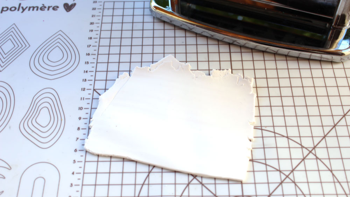 Collana con grandi perle di argilla polimerica, imitazione della ceramica : Tappa 1 Collana con grandi perle di argilla polimerica, imitazione della ceramica : Tappa 1