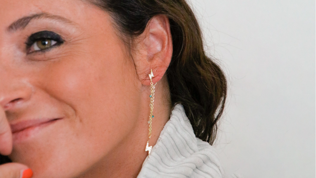 Schema Orecchini a catena con strass fai da te Schema Orecchini a catena con strass fai da te