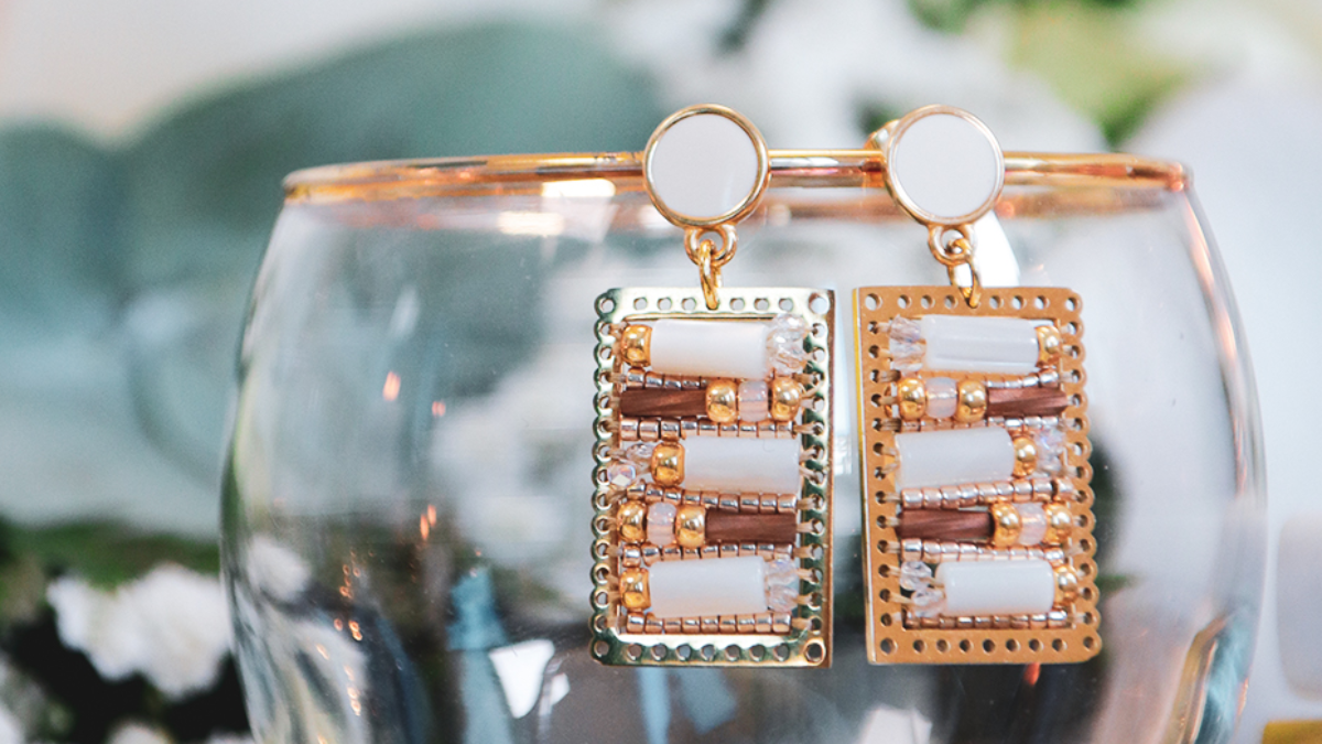 Schema Orecchini di perle intrecciate Schema Orecchini di perle intrecciate