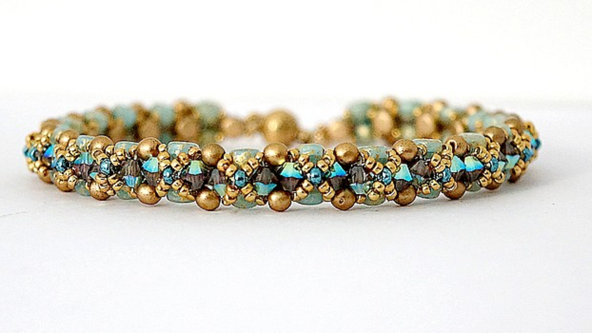 Schema Bracciale Prince'S con perline Kalos di Puca e trottole PureCrystal Schema Bracciale Prince'S con perline Kalos di Puca e trottole PureCrystal