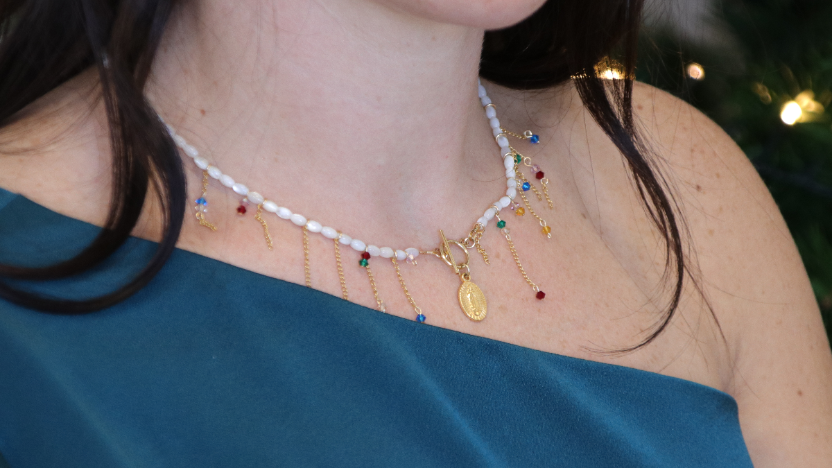 Schema Collana fai da te di olive in madreperla, catene e trottole Preciosa Schema Collana fai da te di olive in madreperla, catene e trottole Preciosa