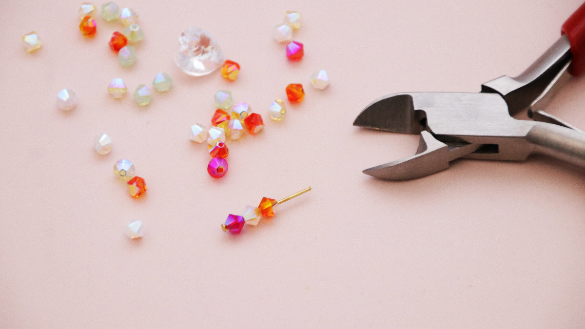 Orecchini a catena LOVE heart and link PureCrystal : Tappa 2 Orecchini a catena LOVE heart and link PureCrystal : Tappa 2