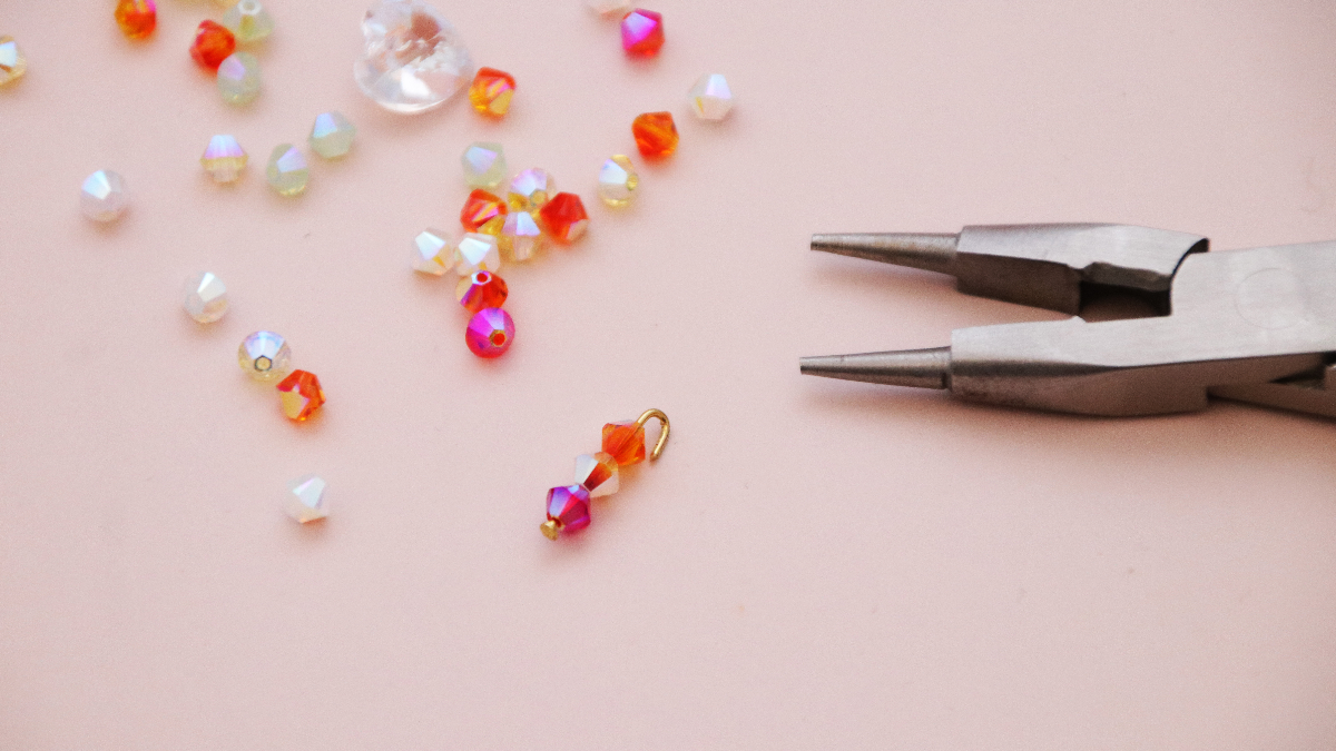 Orecchini a catena LOVE heart and link PureCrystal : Tappa 3 Orecchini a catena LOVE heart and link PureCrystal : Tappa 3