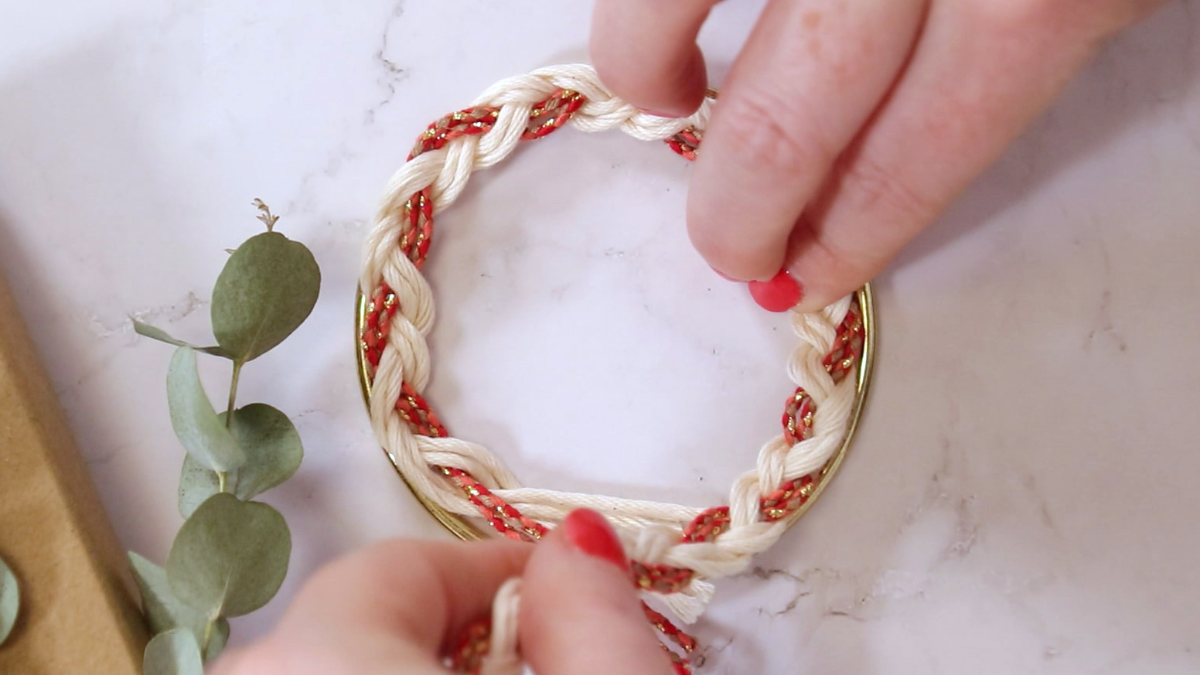 DIY Easy Deco Christmas Wreath Rope Bookmark : Tappa 7 DIY Easy Deco Christmas Wreath Rope Bookmark : Tappa 7