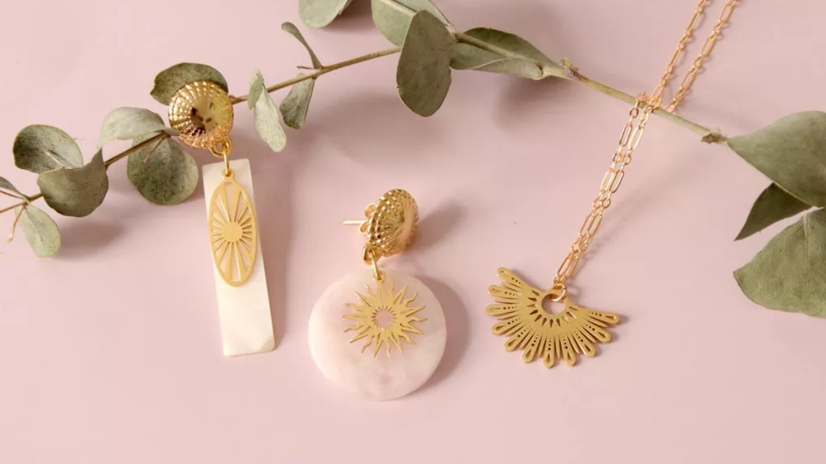 Riempito d'oro vs placcato d'oro Riempito d'oro vs placcato d'oro