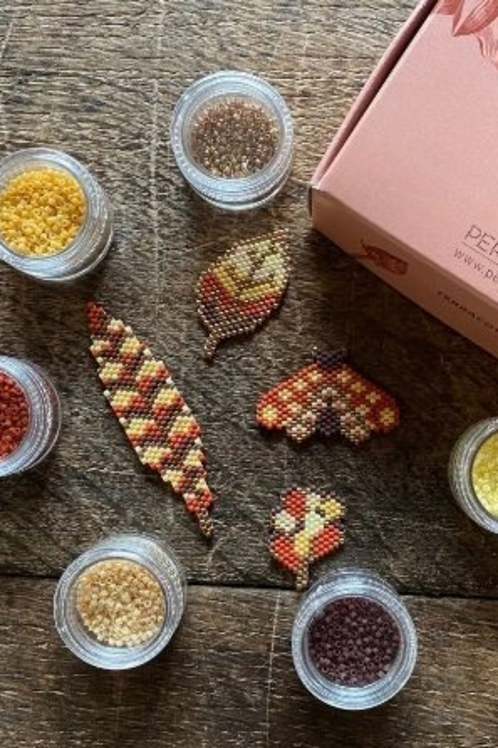 Schema Fai da te intrecciando perline Miyuki Delicas 11/0 tema Schema Fai da te intrecciando perline Miyuki Delicas 11/0 tema