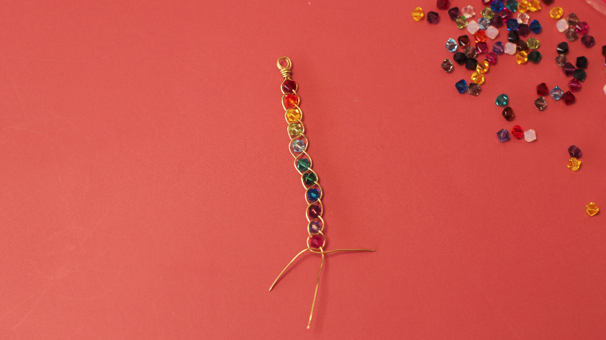 Anello fai da te per principianti con biconi arcobaleno Swarovski : Tappa 6 Anello fai da te per principianti con biconi arcobaleno Swarovski : Tappa 6