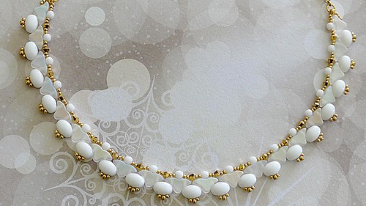 Schema Collana Florence con perle di vetro Helios e Samos di Puca e perline Miyuki Schema Collana Florence con perle di vetro Helios e Samos di Puca e perline Miyuki