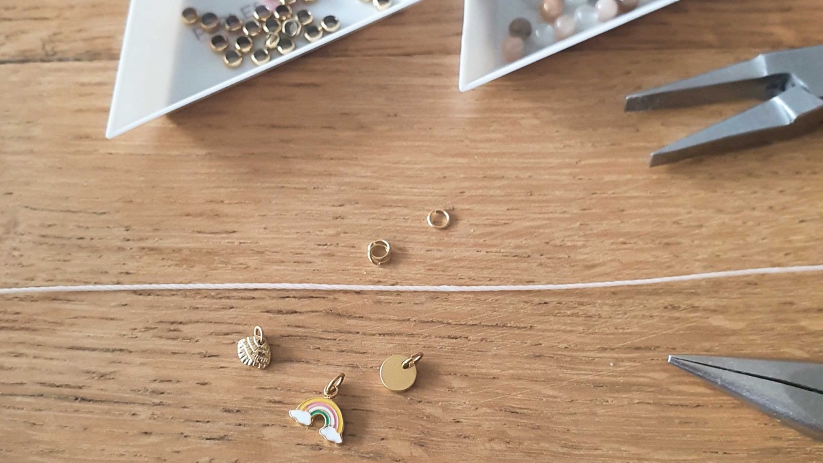 Festa della mamma fai da te: braccialetto madre-figlia in acciaio inossidabile e pietre preziose : Tappa 1 Festa della mamma fai da te: braccialetto madre-figlia in acciaio inossidabile e pietre preziose : Tappa 1