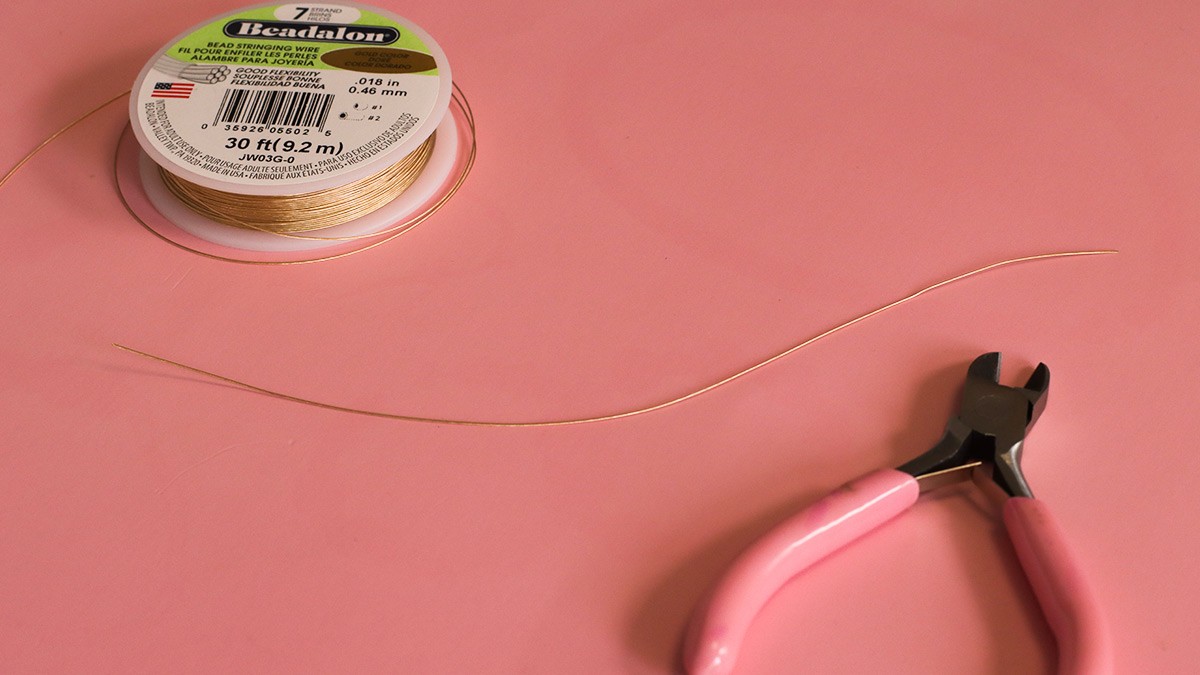 Gioiello telefonico con rivetto : Tappa 2 Gioiello telefonico con rivetto : Tappa 2