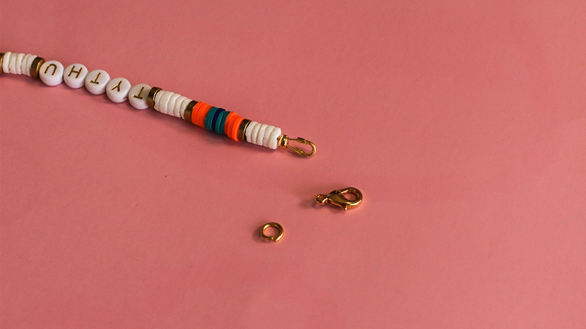 Gioiello telefonico con rivetto : Tappa 5 Gioiello telefonico con rivetto : Tappa 5