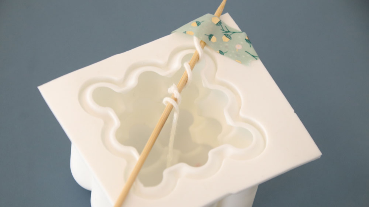 Candele a bolla fai da te profumate con lanvande e fiori secchi : Tappa 2 Candele a bolla fai da te profumate con lanvande e fiori secchi : Tappa 2