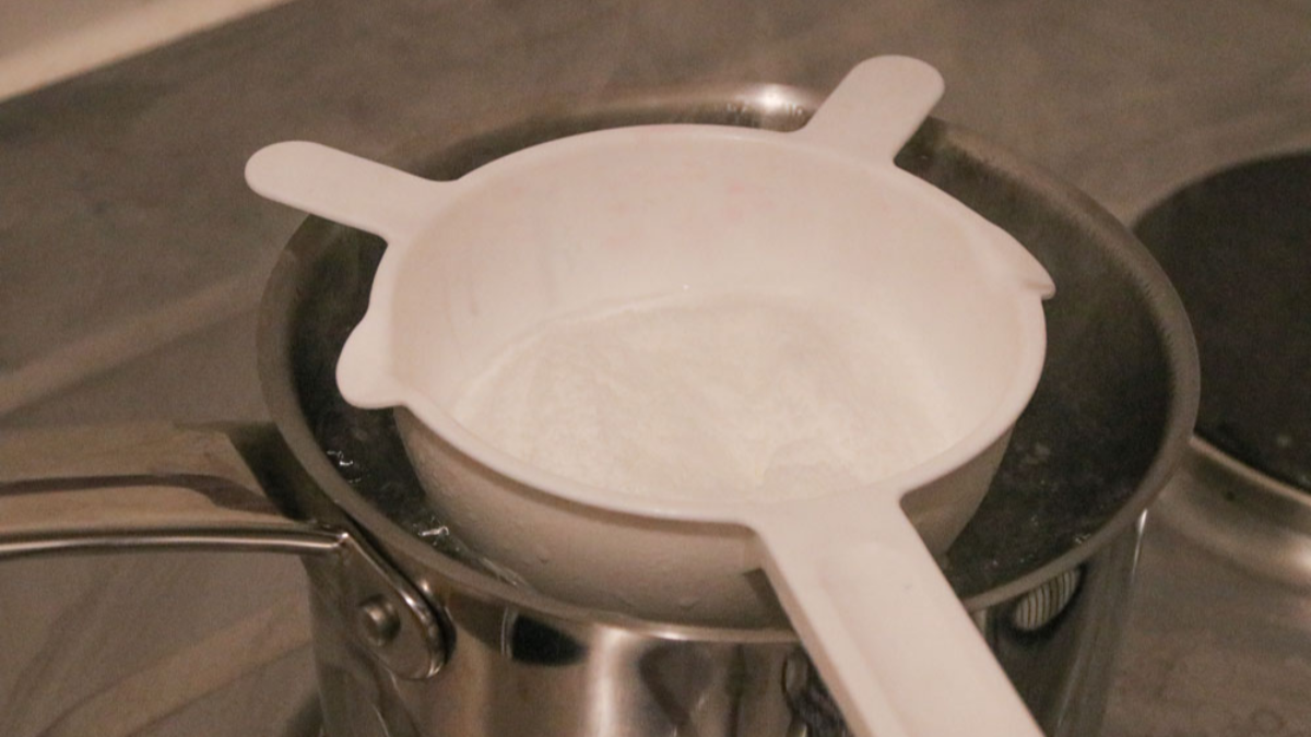 Candele a bolla fai da te profumate con lanvande e fiori secchi : Tappa 3 Candele a bolla fai da te profumate con lanvande e fiori secchi : Tappa 3