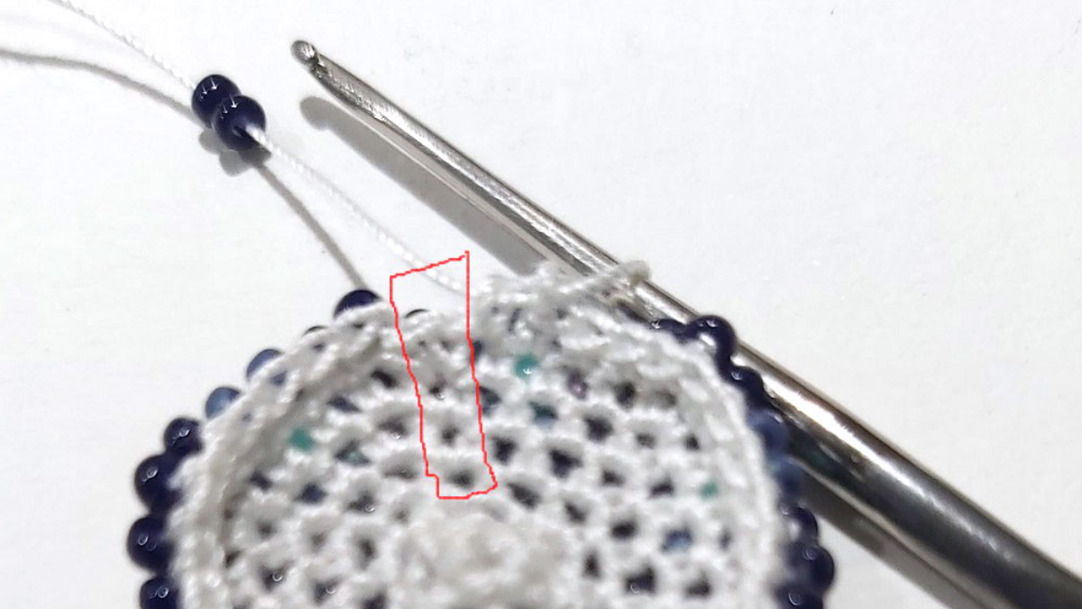 Guaina di Natale a spirale all'uncinetto fai da te : Tappa 4 Guaina di Natale a spirale all'uncinetto fai da te : Tappa 4