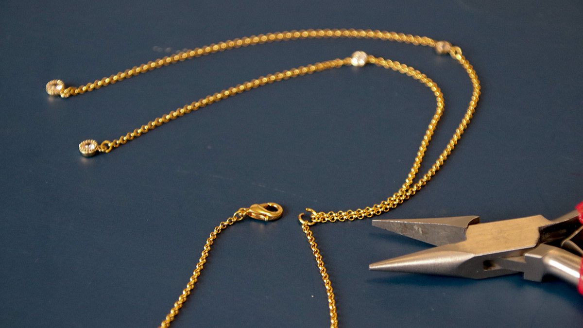 Collana asimmetrica : Tappa 3 Collana asimmetrica : Tappa 3