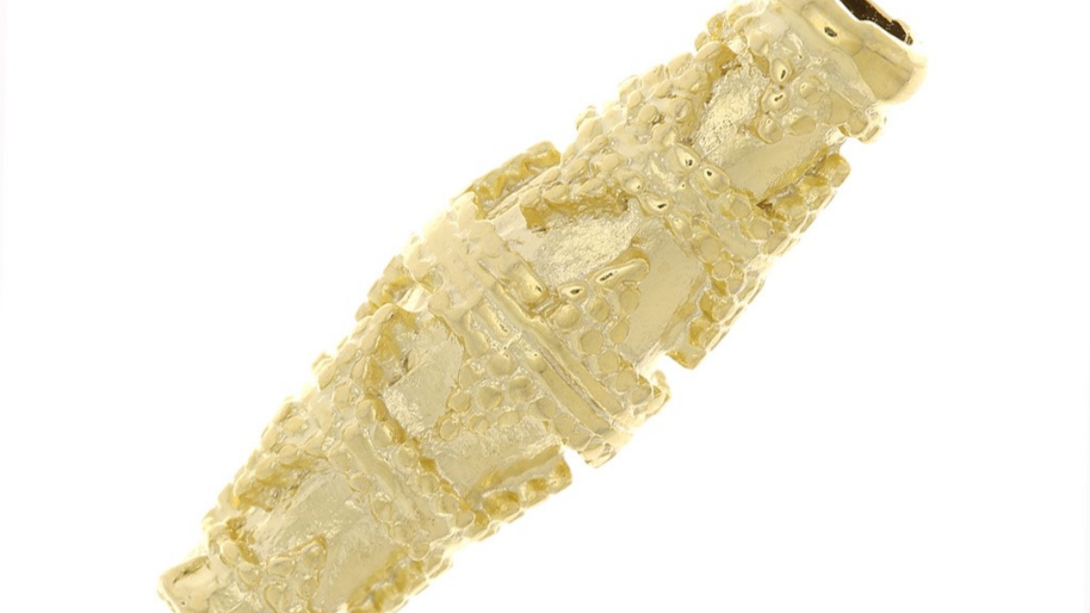 Bracciale a 5 giri con perle Swarovski e fiocco macramé : Tappa 12 Bracciale a 5 giri con perle Swarovski e fiocco macramé : Tappa 12