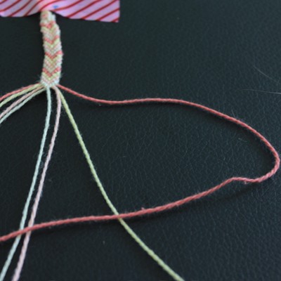 Tutorial per il braccialetto a spina di pesce : Tappa 3 Tutorial per il braccialetto a spina di pesce : Tappa 3